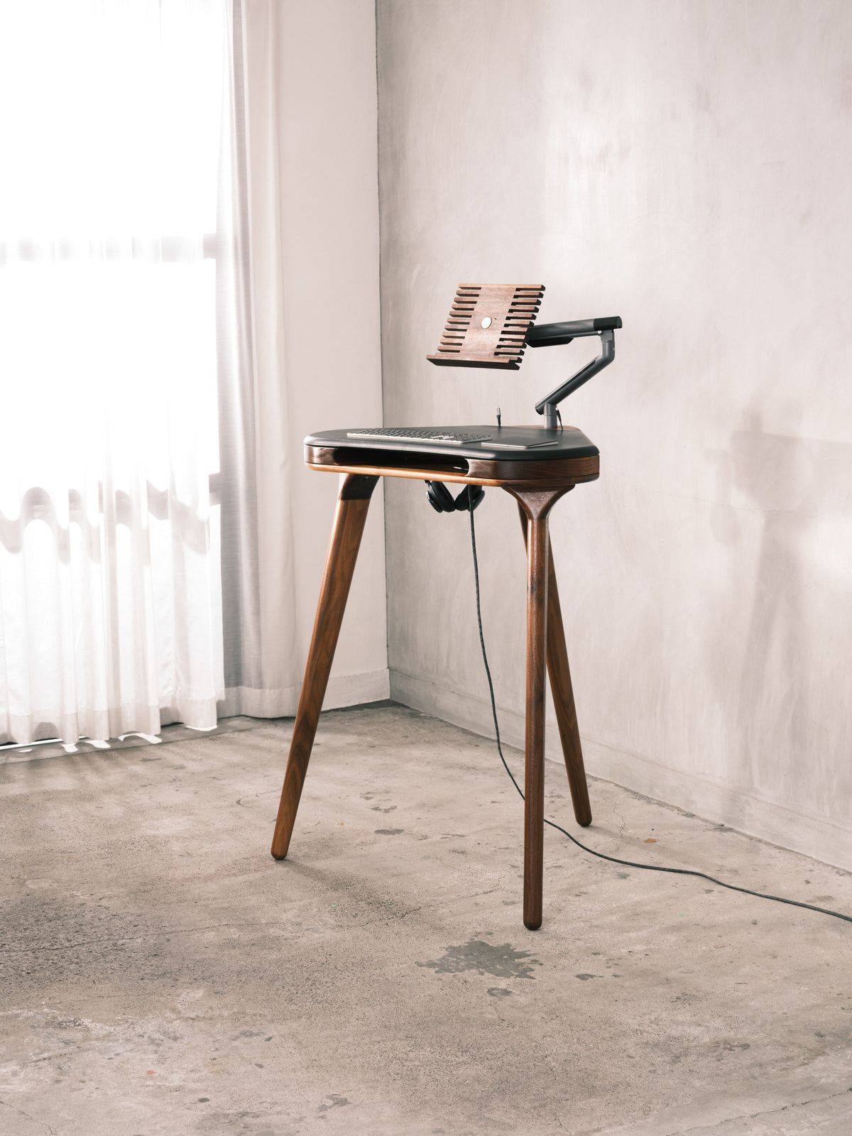 TANKEN The Standing Desk