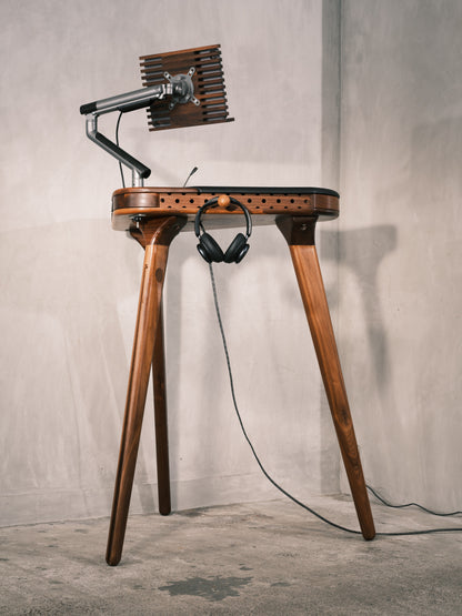 TANKEN The Standing Desk