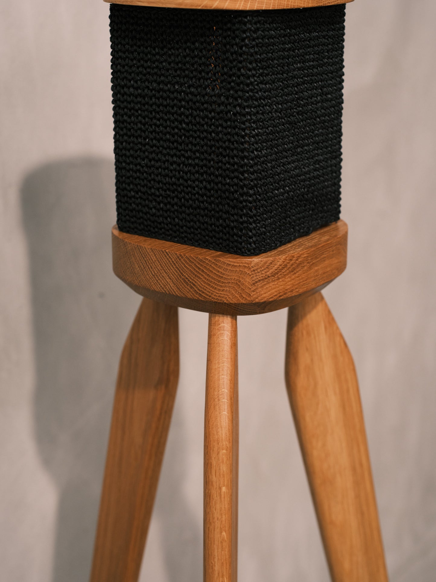 TOMORI The Speaker Stand