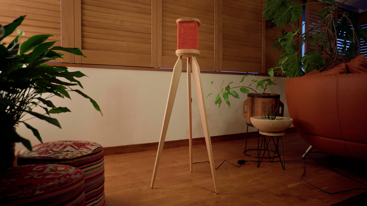 TOMORI The Speaker Stand