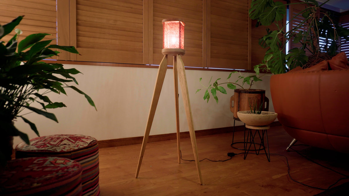 TOMORI The Speaker Stand